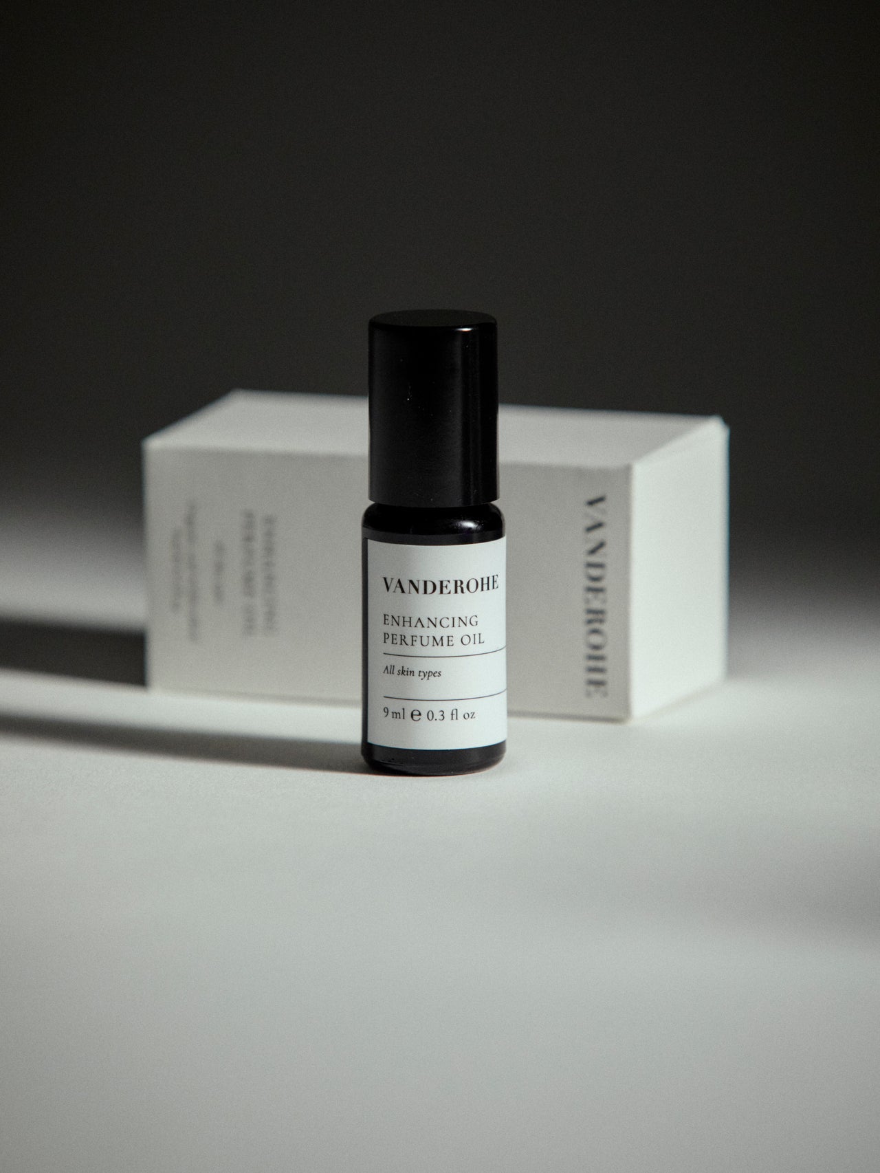 Enhancing Perfume Oil